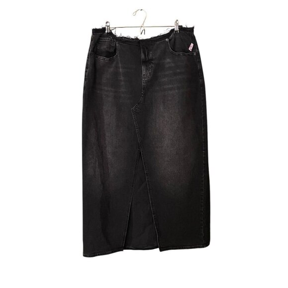 Wild Fable Denim Skirt‎ - Picture 1 of 7